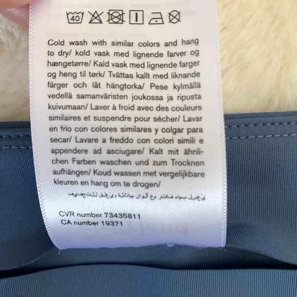 NWT Girlfriend Collective High Waist Capri Leggings in Monarch Blue - Picture 8 of 11